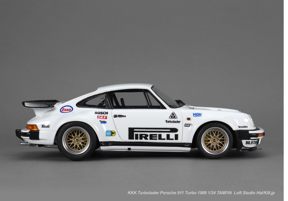 Porsche 911 Turbo 1988 1/24 TAMIYA